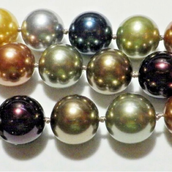 Signed KJL 2009 Stately Large MultiColor Glass Pearl Hand-Knotted Necklace 22.5" - Picture 3 of 3